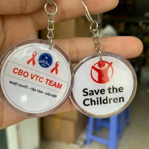 in logo móc khóa nhựa dẻo
