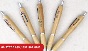 Xưởng in logo bút bi bằng tre